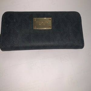 Michael Kors wallet